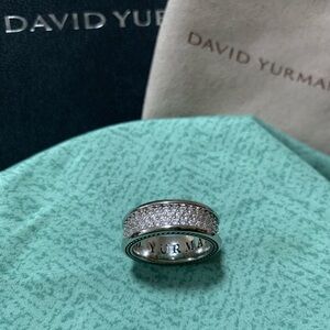 David Yurman Silver Ring with Diamond Details SZ9